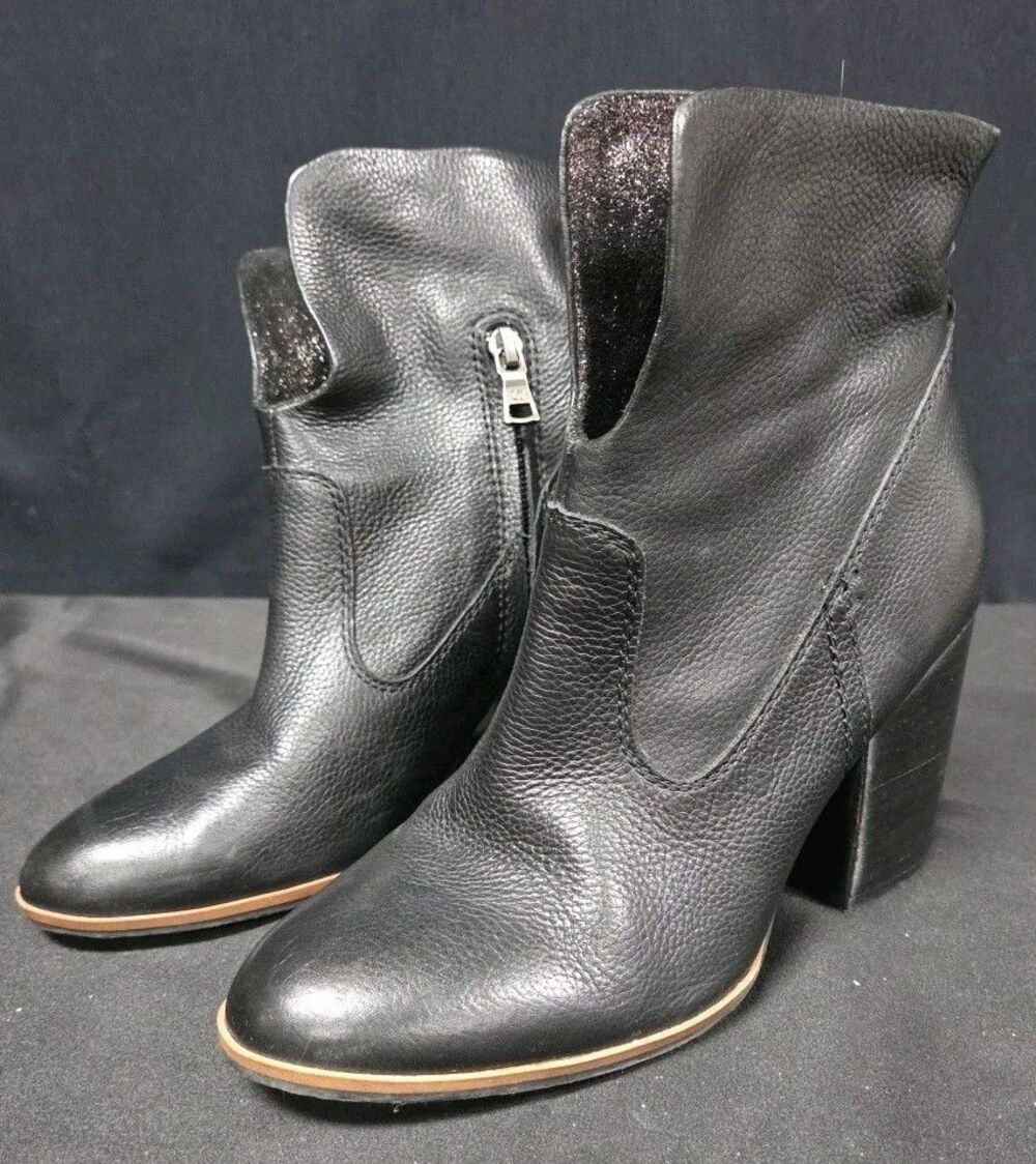 Lucca Lane Kat Ankle Boots Blqck Leather Almond Toe Zip Block Heel Size 7.5 M